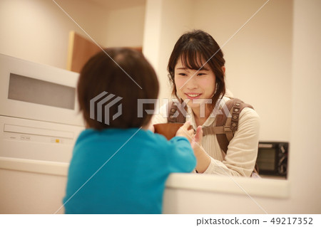 Parents prepare meals Parents prepare meals 49217352