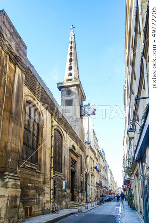 聖路易斯路易斯教堂(Saint-Louis-en-l'Île)與高聳的塔樓 聖路易斯路易斯教堂(Saint-Louis-en-l'Île)與高聳的塔樓 49222206