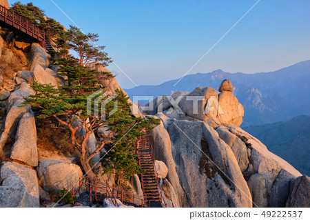 View from Ulsanbawi rock peak on sunset. Seoraksan National Park, South Corea 49222537