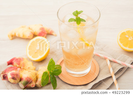 Ginger ale Ginger ale 49223299