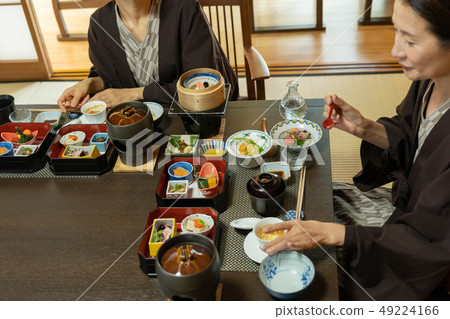 Parent-child mother-da Ryokan Dining hot-spring travel image Parent-child mother-da Ryokan Dining hot-spring travel image 49224166