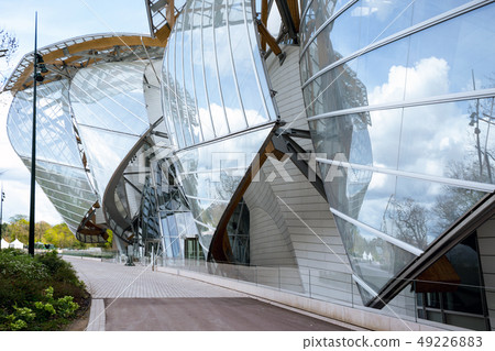 The Fondation Louis Vuitton The Fondation Louis Vuitton 49226883