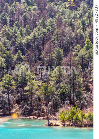 中國麗江玉龍雪山 中国観光スポット China Jade Dragon Snow Mountain 49227837