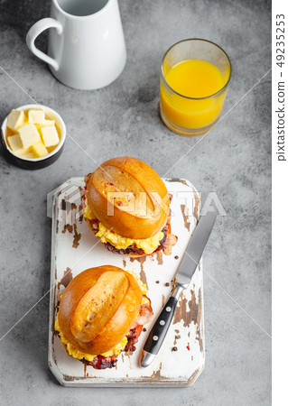 Breakfast sandwiches with scrambled egg Breakfast sandwiches with scrambled egg 49235253