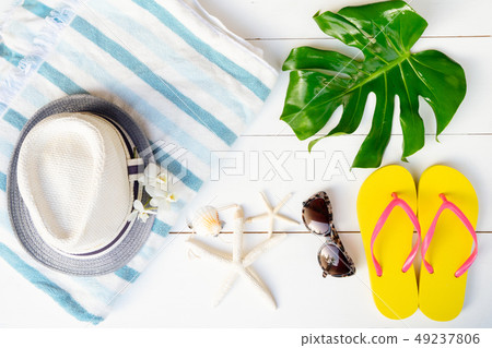 Summer flat lay scenery Summer flat lay scenery 49237806
