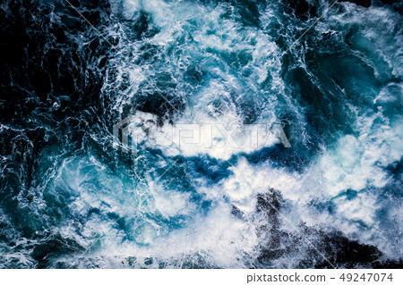 Tide 49247074