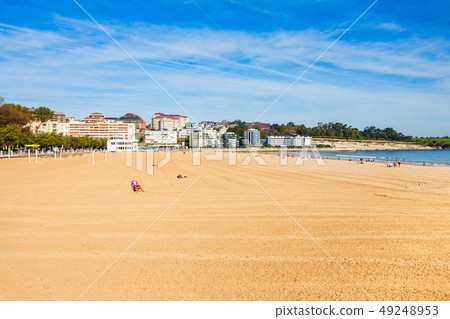Santander city beach aerial view Santander city beach aerial view 49248953