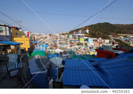 Amakawa cultural village where bright buildings line up 49250161