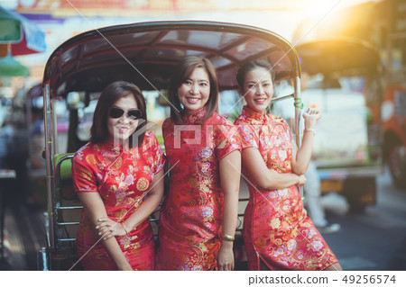 group of asian woman wearing chinese tradition 49256574