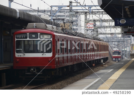 [KK] Keihin Electric Express Series 800（每站：6列火車） 49258190