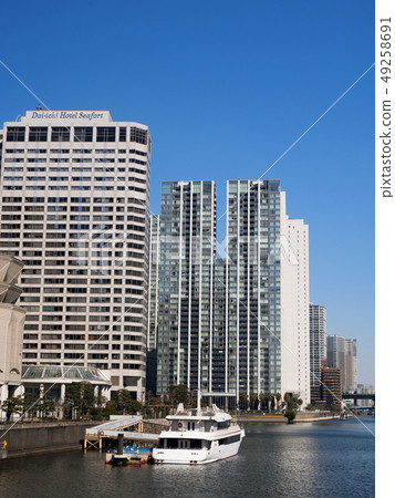 Tennozu Isle and high-rise apartment in seaside area 49258691