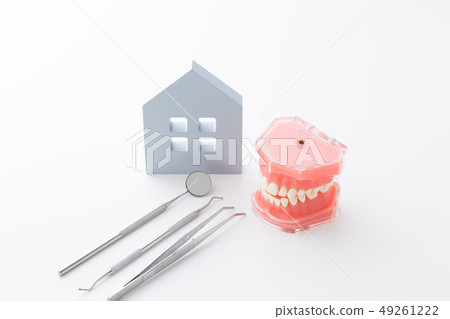 Visiting dental image 49261222