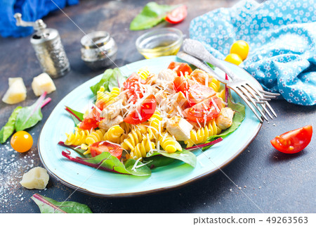 pasta with chicken 49263563