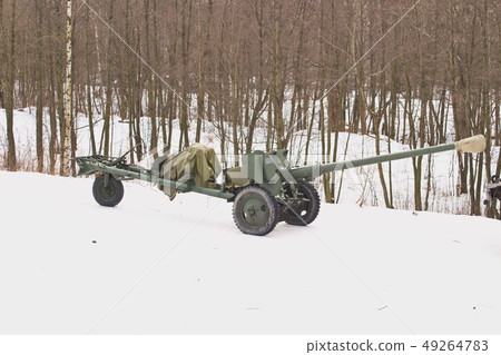 The image of the soviet 85-mm divisional gun D-44 in the stowed position 49264783