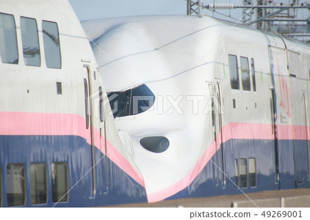 E4 series Joetsu Shinkansen connection part 49269001