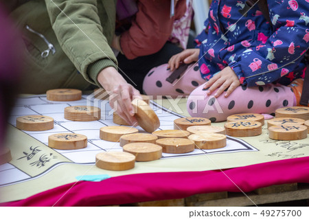 小,棋子,象棋,棋子,棋子 小,棋子,象棋,棋子,棋子 49275700