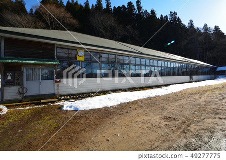 I went to the Nakasatsu branch school in Shimogo-cho Asahida Elementary School # 14 I went to the Nakasatsu branch school in Shimogo-cho Asahida Elementary School # 14 49277775