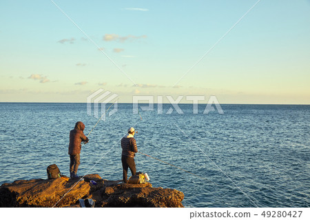 在兄弟島濟州島垂釣 在兄弟島濟州島垂釣 49280427
