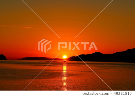 Sunset in Setouchi Sunset in Setouchi 49281813