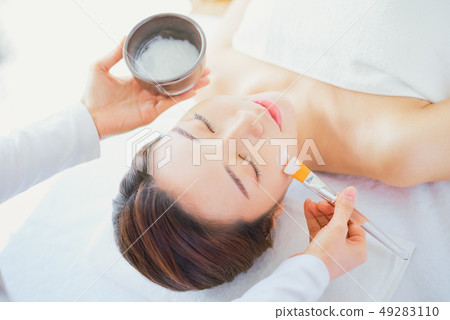 Female beauty esthetics 49283110