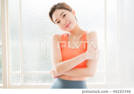 女式運動服 女式運動服 49283346