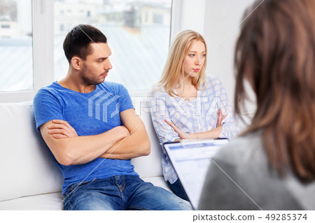couple with problem at family psychologist office couple with problem at family psychologist office 49285374