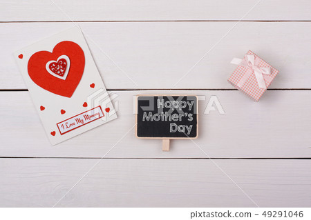 Blackboard with happy mathers day tag Blackboard with happy mathers day tag 49291046