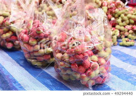Manila tamarind at street food 49294440