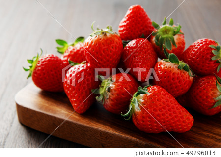 Strawberry (Sahonoka) 49296013