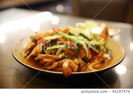 Enjoy the Danang Chili Club with seafood dishes from Da Nang 49297479