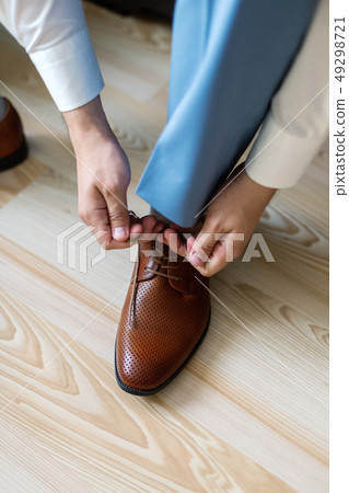 Business man dressing up with classic, elegant Business man dressing up with classic, elegant 49298721