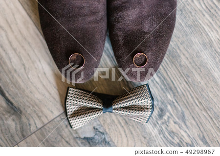 Men's accessories for the groom on the wedding day 49298967