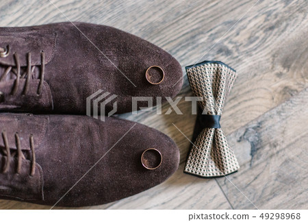 Men's accessories for the groom on the wedding day 49298968