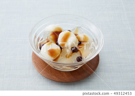 White bead and bean cake dessert White bead and bean cake dessert 49312453