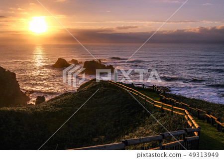 Dawn of Kiritappu Point Dawn of Kiritappu Point 49313949