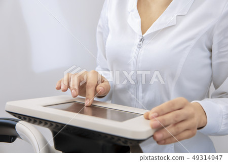 Modern clinic of medical diagnostics 49314947