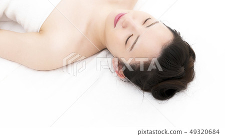 年輕女性的審美形象 49320684