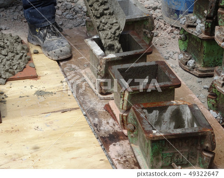 Cube test at construction site Cube test at construction site 49322647