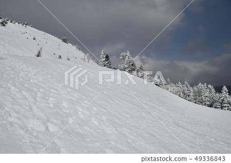 Nishi Hotaka of winter Nishi Hotaka of winter 49336843