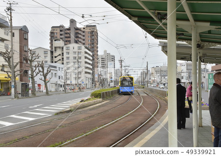 [大阪府]酒井市區，電車運行的城鎮 49339921