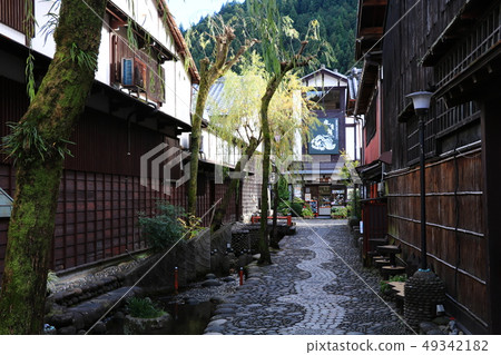 Gujo Hachiman The small diameter of the mountain Gujo Hachiman The small diameter of the mountain 49342182