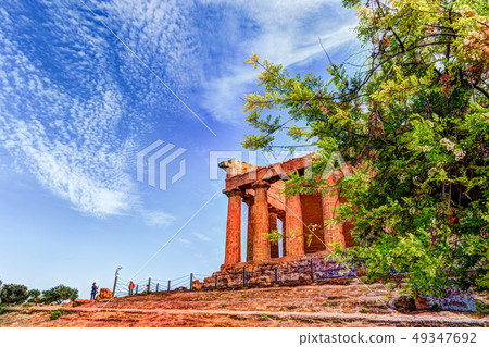 The famous Temple of Concordia in the Valley of 49347692