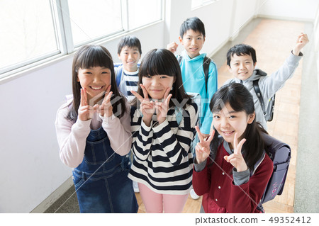 小學生 小學生 49352412