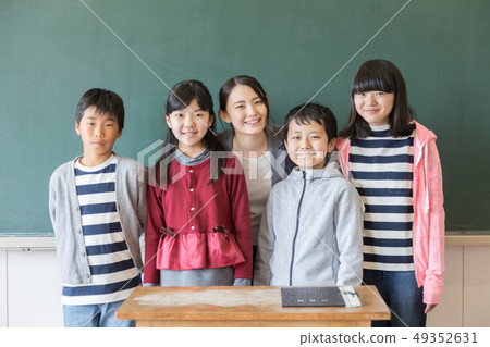小學老師 小學老師 49352631