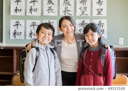 小學老師學生 49353589