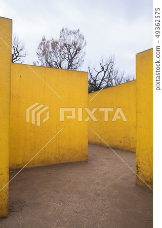 Zigzag way of the yellow wall 49362575