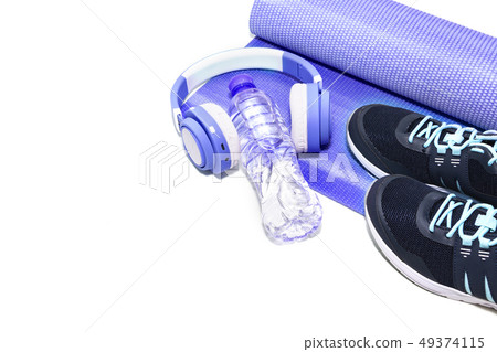 Yoga Mat, sports shoes, water bottle  49374115