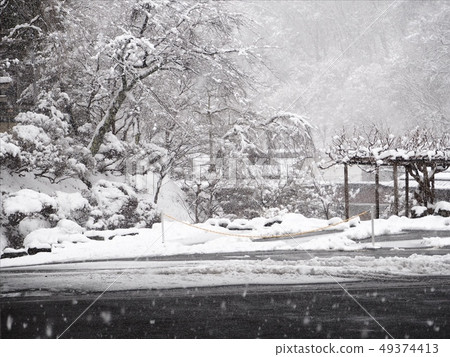 遺跡雪 49374413