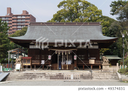 Bowstring Feather Shrine 49374831