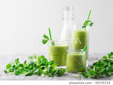 Detox diet concept 49376558